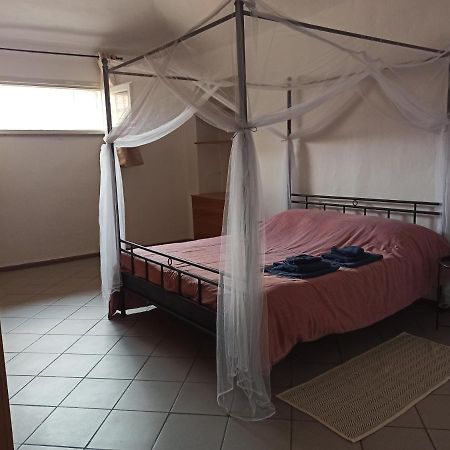 Il Ballatoio Di Giulia Apartment Асти Екстериор снимка